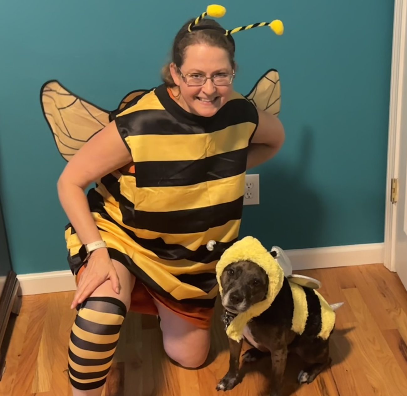 Oakley and Lisa dressed in matching bumblebee costumes